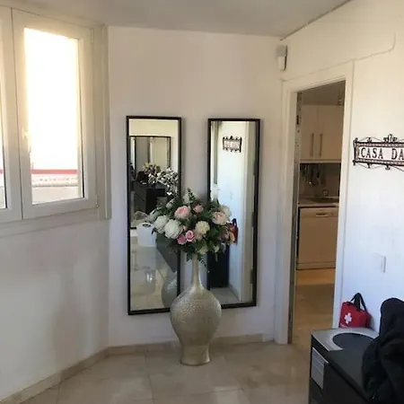Beachfront Casa Daja * פואנגירולה