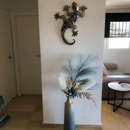 Beachfront Casa Daja פואנגירולה